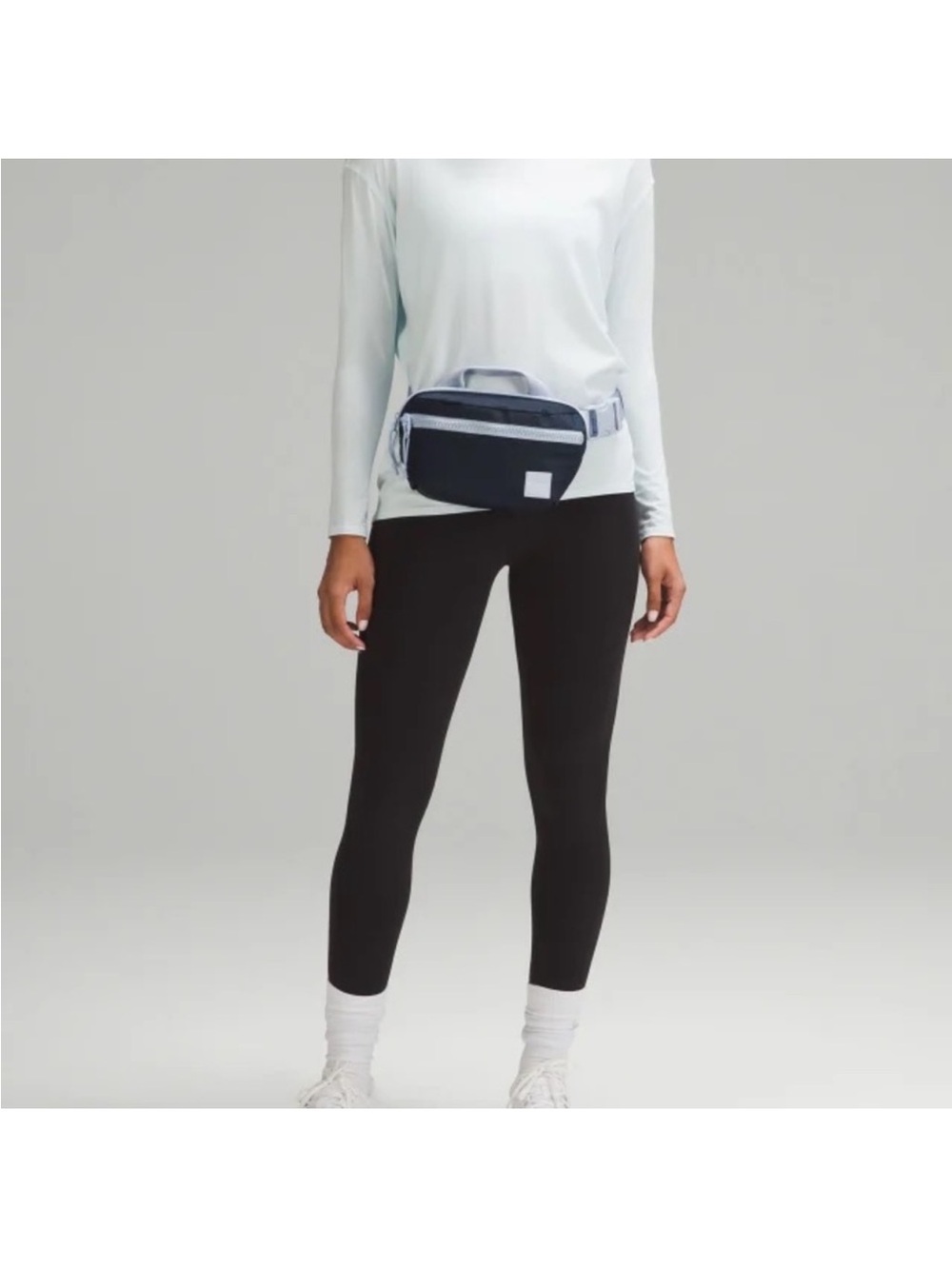 Lululemon All Day Essentials 2.5L Belt Bag/Crossbody Bag/Fanny Pack in Navy Blue - Picture 15 of 15
